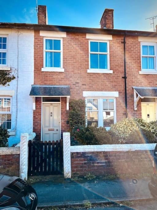 The Lytham Cottage Lytham St Annes Exterior photo